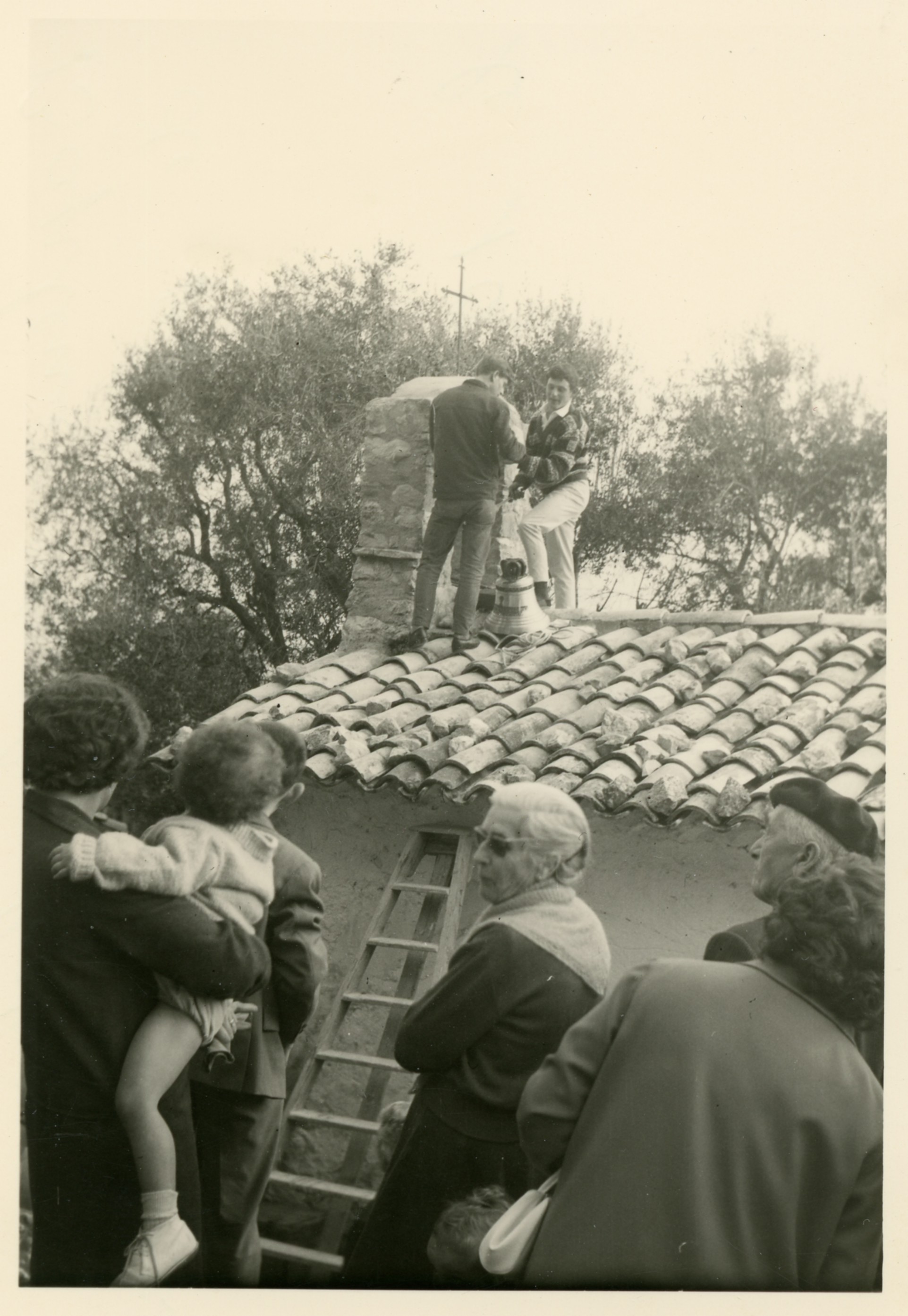 Installation de la cloche
